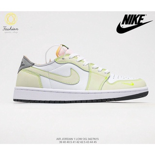 ✚℗Nike Air Jordan 1 Low OG "Ghost Green" รุ่น AJ1 Classic Court Culture All-match casual กีฬารองเท้าบาสเก็ตบอล