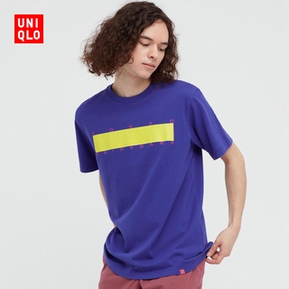 ( Sato Koshihe ) UNIQLllO เสื้อยืด แขนสั้น พิมพ์ลาย แฟชั่นสําหรับผู้ชาย 438575