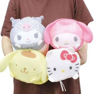 ถุงตาข่ายซักผ้าลายการ์ตูน Sanrio