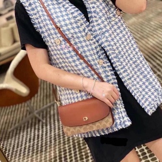 ♥️กระเป๋า COACH Hayden Crossbody In Signature Canvas