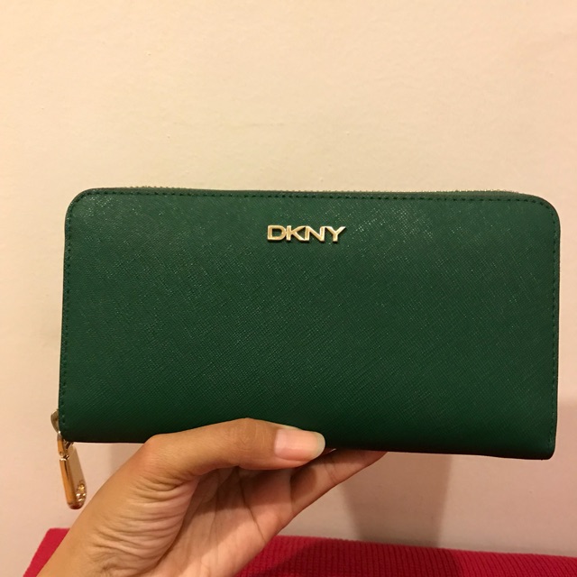กระเป๋าสตางค์ DKNY แท้มือ2