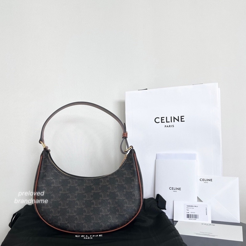 CELINE ava bag size medium 🤎