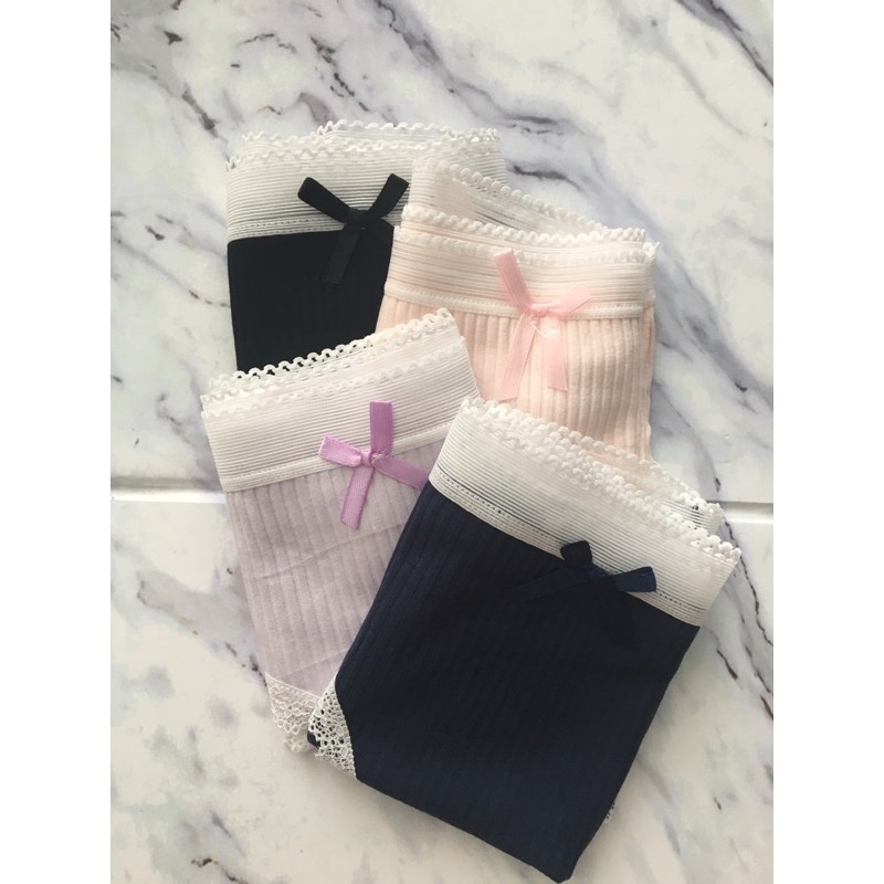 กางเกงชั้นใน KESHA**