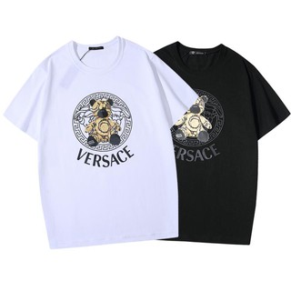 【HOT】Versace เสื้อยืดผ้าฝ้ายแขนสั้นพิมพ์ลายแฟชั่น Unisex