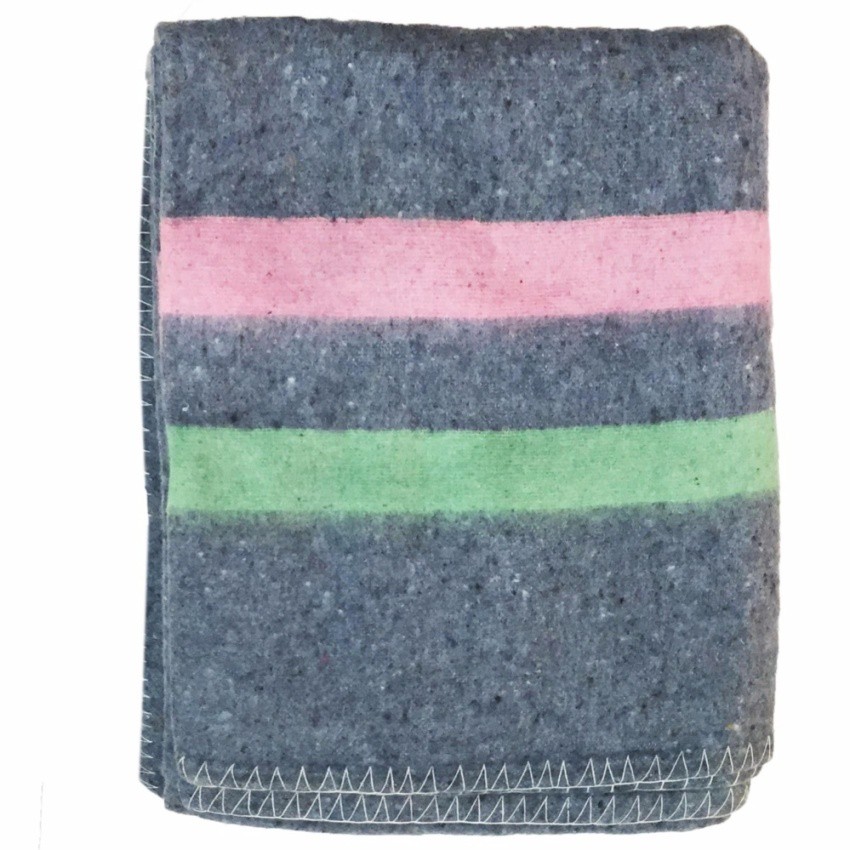 ผ้าห่มโบตั๋น สีเทา ผ้าห่มบริจาค รองรีด รองกระจก พรมเช็ดเท้า โบราณ