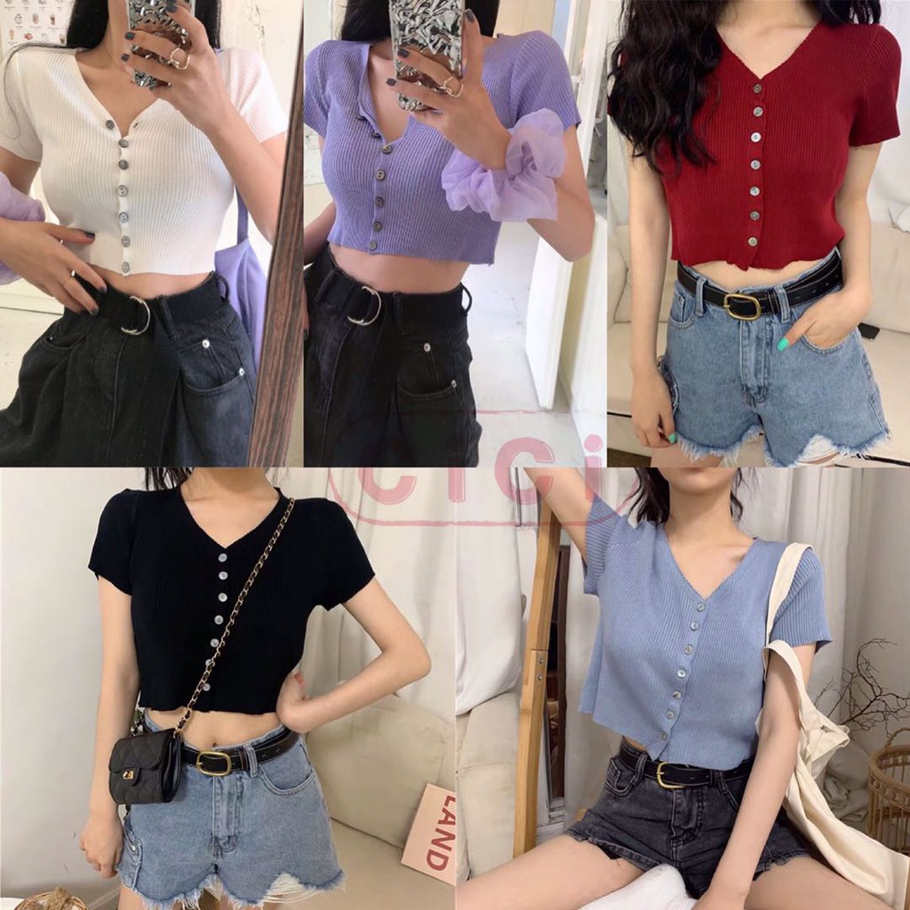 Cicishop(6006/7190)เสื้อครอปแขนสั้น คอวีแต่งกระดุมหน้า ผ้าไหมพรม