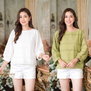 เสื้อคอตตอนฉลุลาย อก -44"