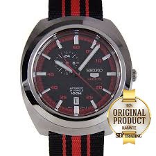 SEIKO SPORTS 5 Automatic นาฬิกาข้อมือผู้ชายสายผ้านาโต้ รุ่น SSA287K1 - สีเงิน/ สีดำ/ สีแดง