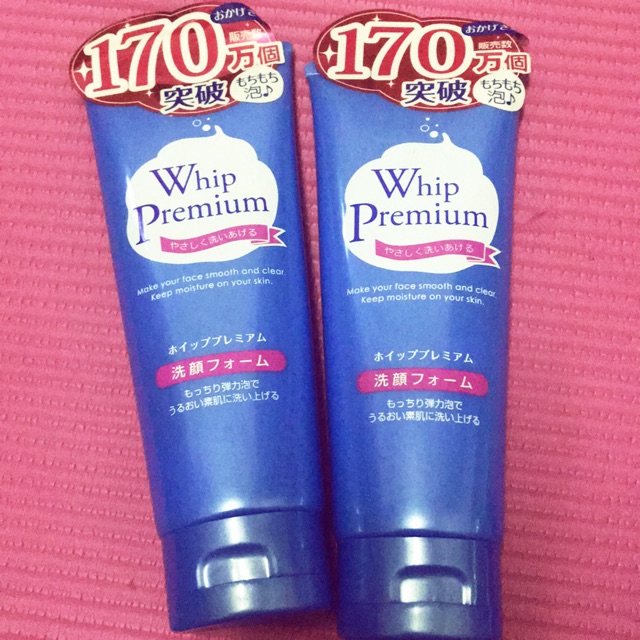 โฟมล้างหน้า Shiseido Whip Premium ขนาด 140 G