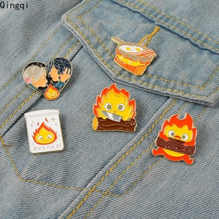 เข็มกลัด รูปการ์ตูนอนิเมะ Howls Moving Castle Calcifer Enamel Pin Funny Fire Demon เหมาะกับของขวัญ สําหรับแฟนคลับ