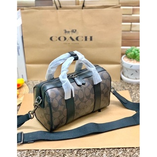 Coach CA186 Gotham Bag ((CA186))