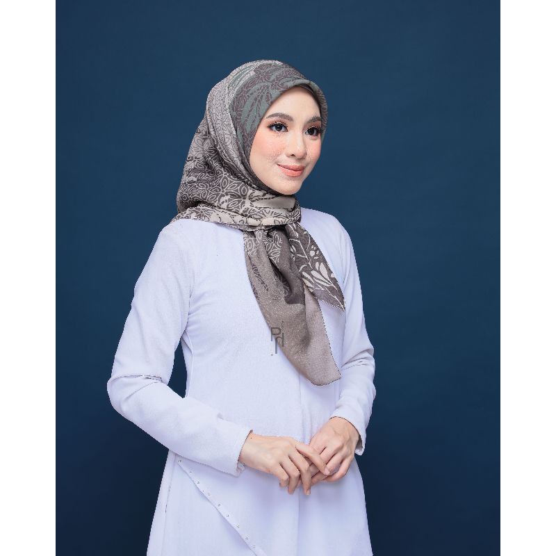 AYRA RAYA COLLECTION Bawal Ayra ทรงผ้าคลุมไหล่