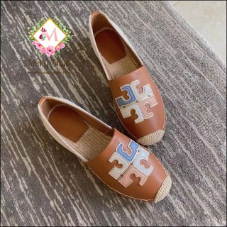 Tory Burch รองเท้าหนัง รองเท้าลำลอง รองเท้าคัชชู รองเท้าหุ้มส้น  สำหรับสุภาพสตรี รองเท้าประมง งานสวย สีน้ำตาลสวยมาก