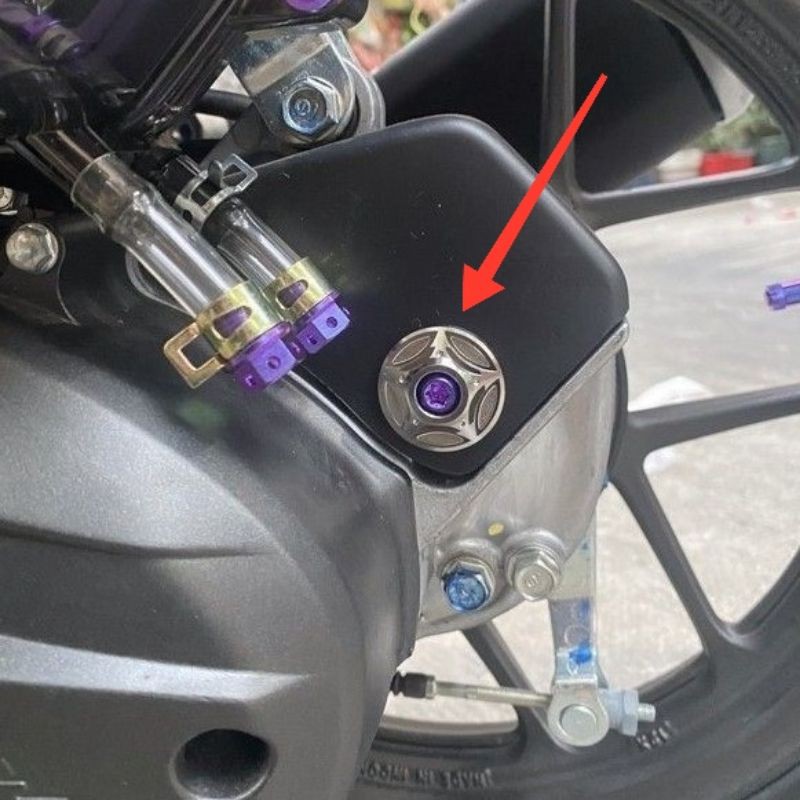 สแตนเลส Hump ติดตั้งใต้ส้อมขา VARIO AB AirBlade CLICK พร้อมสกรูไทเทเนียม