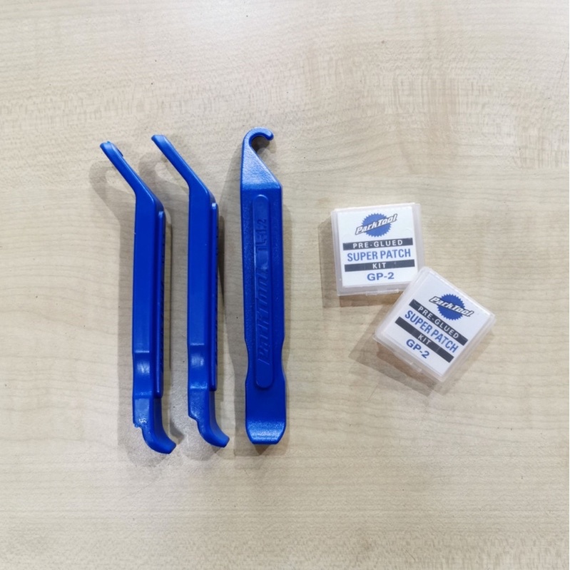 ที่งัดยาง(แบบพลาสติก) / แผ่นปะยาง(ไม่ต้องใช้กาว) ParkTool | ParkTool Tire Lever Set and Pre-glued su