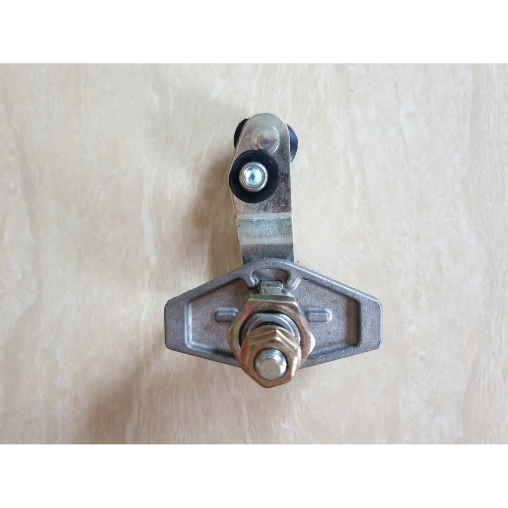 ตุ๊กตาขาปัดน้ำฝน TOYOTA รถตู้ LH112 ข้าง LH ราคาตัวละ 250 บาท