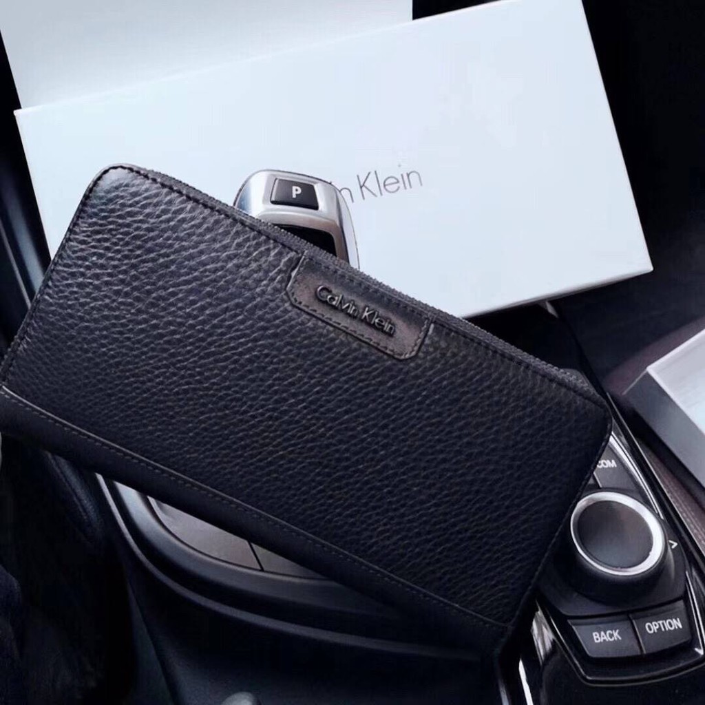 NEW ARRIVAL! CALVIN KLEIN JEAN LONG WALLET กระเป๋าสตางค์ใบยาววัสดุหนังแท้