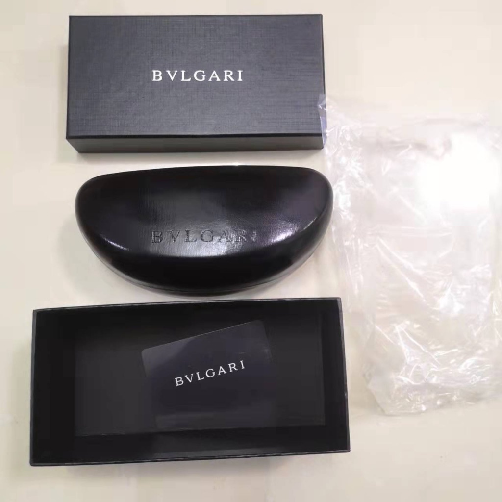 กล่องของขวัญ กล่องแว่นกันแดด ของแท้