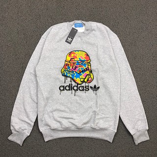 Crewneck Adidas x Star Wars Strom Trooper Middle Paint รองเท้าผ้าใบลําลองสีเทาพิมพ์ลาย