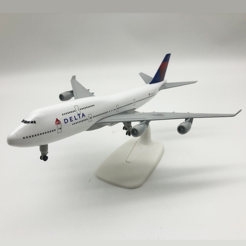 [20cm] โมเดลเครื่องบิน Delta B747 ลำใหญ่ ทำด้วยเหล็ก  มีล้อและขาตั้งโชว์  สวย งานละเอียด   -ของเล่น ของขวัญ ตั้งโชว ราคา ถูกที่สุด ดีลบีเคเค แกลเลอรีภาพที่ 5
