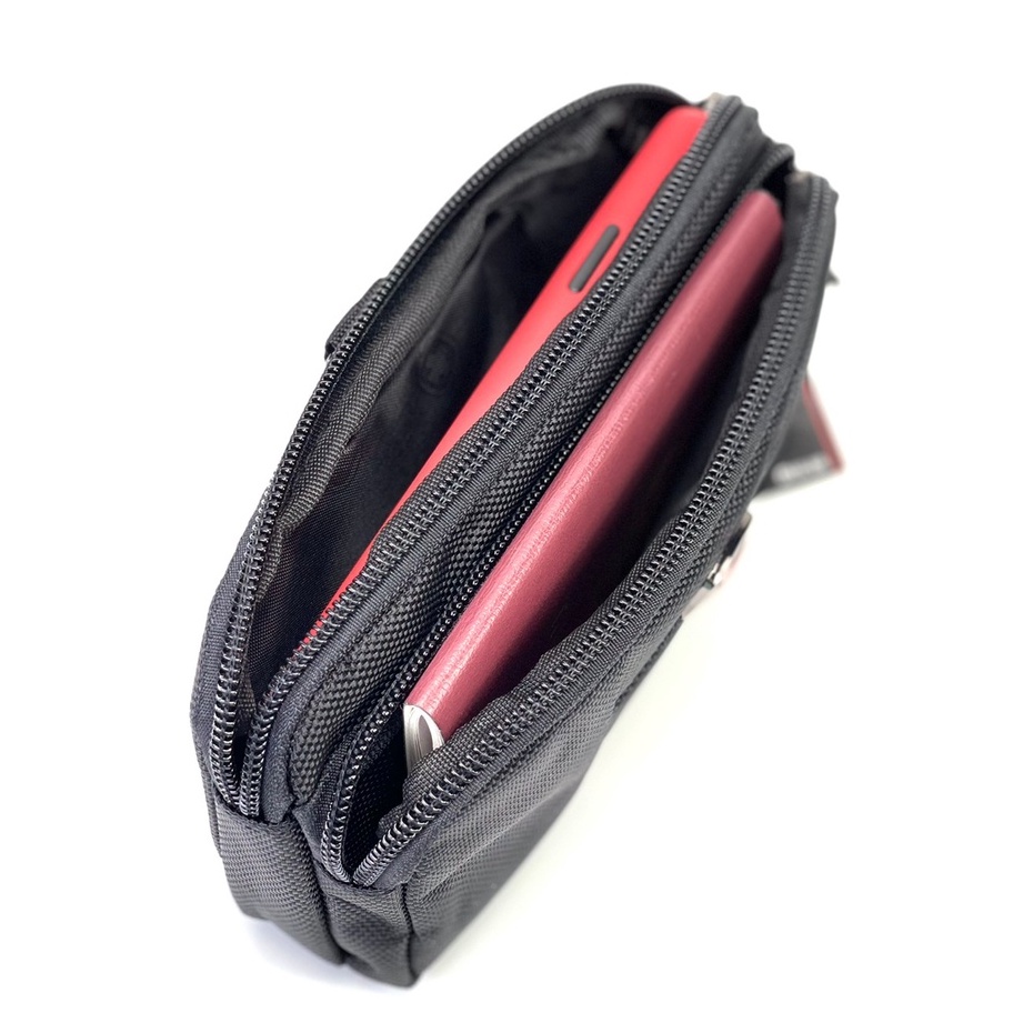 Chinatown Leather กระเป๋ามือถือผ้าDakarแนวนอน iPhone พลัส2เครื่อง