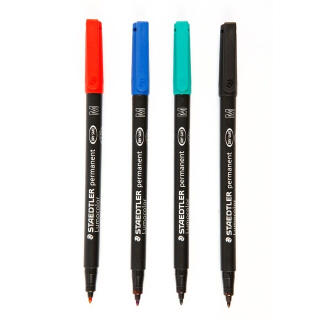 ปากกาลบไม่ออก STAEDTLER Permanent Lumocolor น้ำเงิน / แดง / ดำ S / M / F