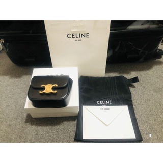 celine mini triompheสีดำออกชอป4/22