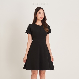 เดรสคอกลมแขนสั้นทรงกระโปรงบานรุ่น Skater Dress