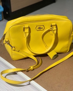 Lynn around bag yellow off yellow