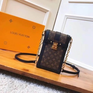 ❌Sale3990ใบเดียว❌New Louis Vuitton 2019(Ori) 📌Size 11 cm.📌 📌สินค้าจริงตามรูป เนื้องานสวยงาม หนัง