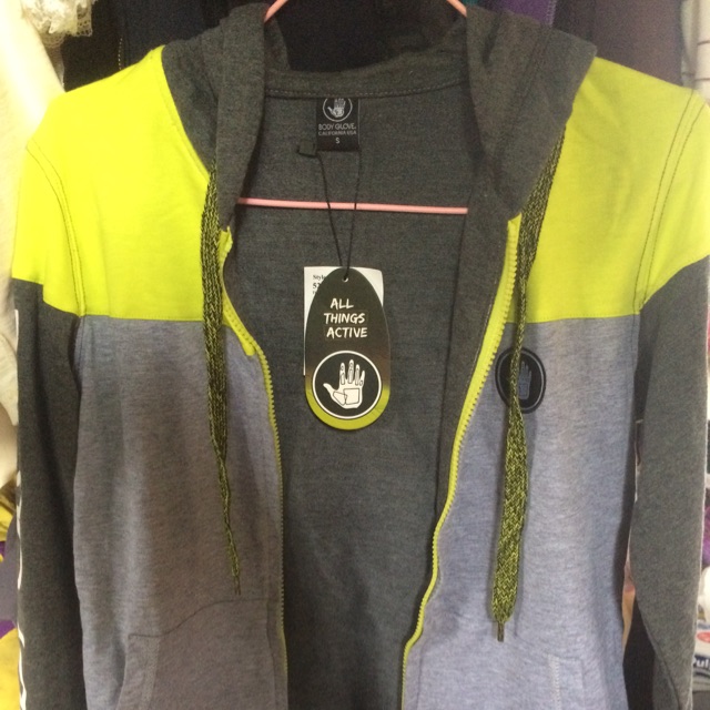 เสื้อแขนยาว Body grove