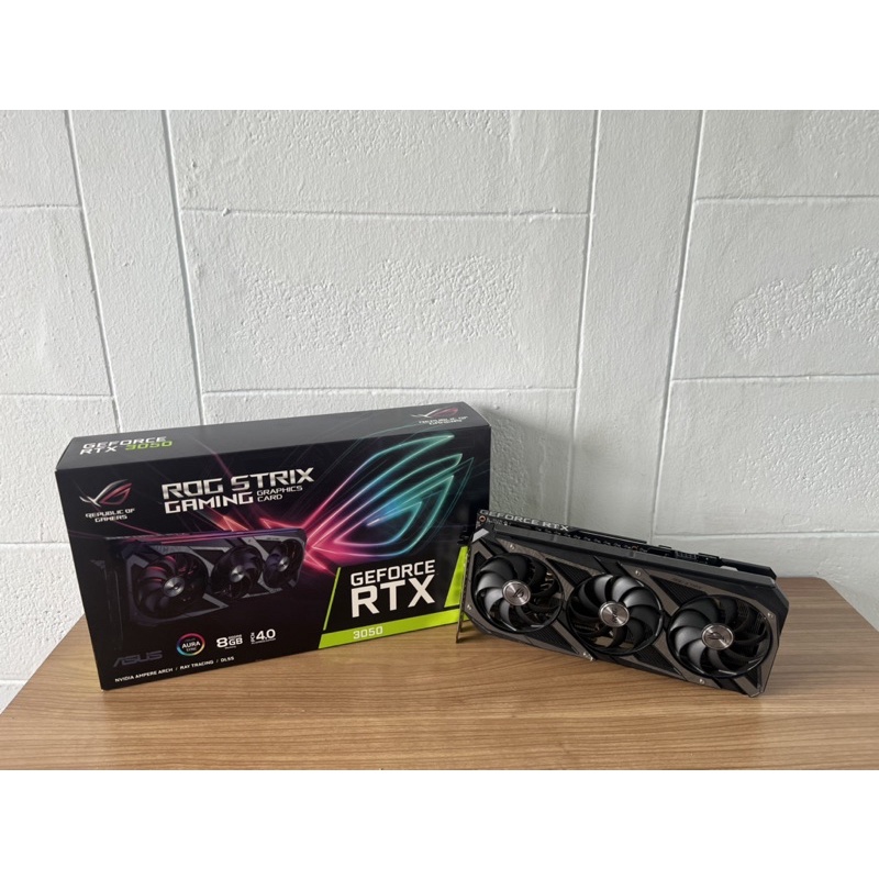 ROG Strix Asus RTX3050 8 GB สภาพใหม่มาก ๆ (สินค้ามือสอง/มีประกันศูนย์/ผ่อนชำระได้)