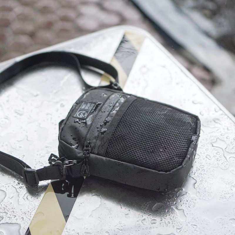 Mmosport Net Bag กระเป๋าสะพายข้างผู้ชาย