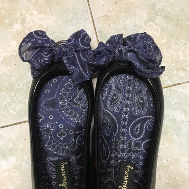 รองเท้า jelly bunny