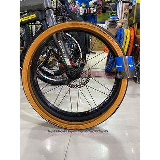 ยางนอกจักรยานSchwalbe One แก้มแก้ว(นำ้ตาล)ขอบลวด สีสวยดูเด่นมาก มีทั้ง 20” 406 และ 451 ยางคุณภาพสูงจาประเทศเยอรมันนี