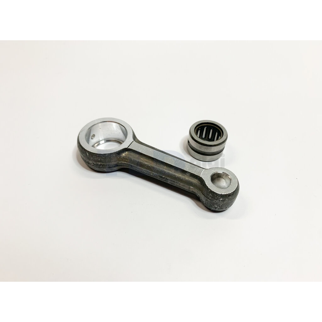 ก้านสูบ สกัด แย็ก Makita มากีต้า รุ่น HM0810, HM0810T, HR3850 (มีลูกปืนเข็ม ติดมาอยู่ในชุด)