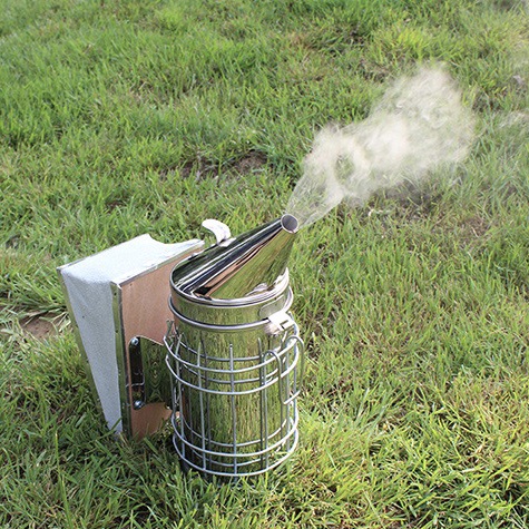 Bee Hive Smoker with Heat Shield Protection Board Iron Beekeeping Equipment