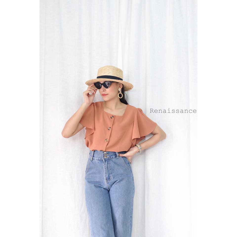 คอเหลี่ยมแขนระบายDiva Blouse