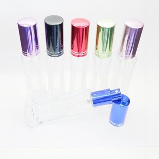 ขวดหอคอยใสฝามิเนียมคละสี ขนาด 30 ml. รหัสสินค้า F115 (ราคา20บาท)