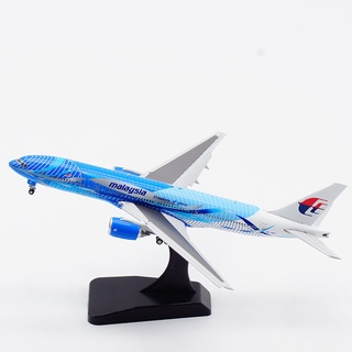 โมเดลเครื่องบิน JC wings 1:400 Malaysia b777-200er โลหะผสม 9m-mrd