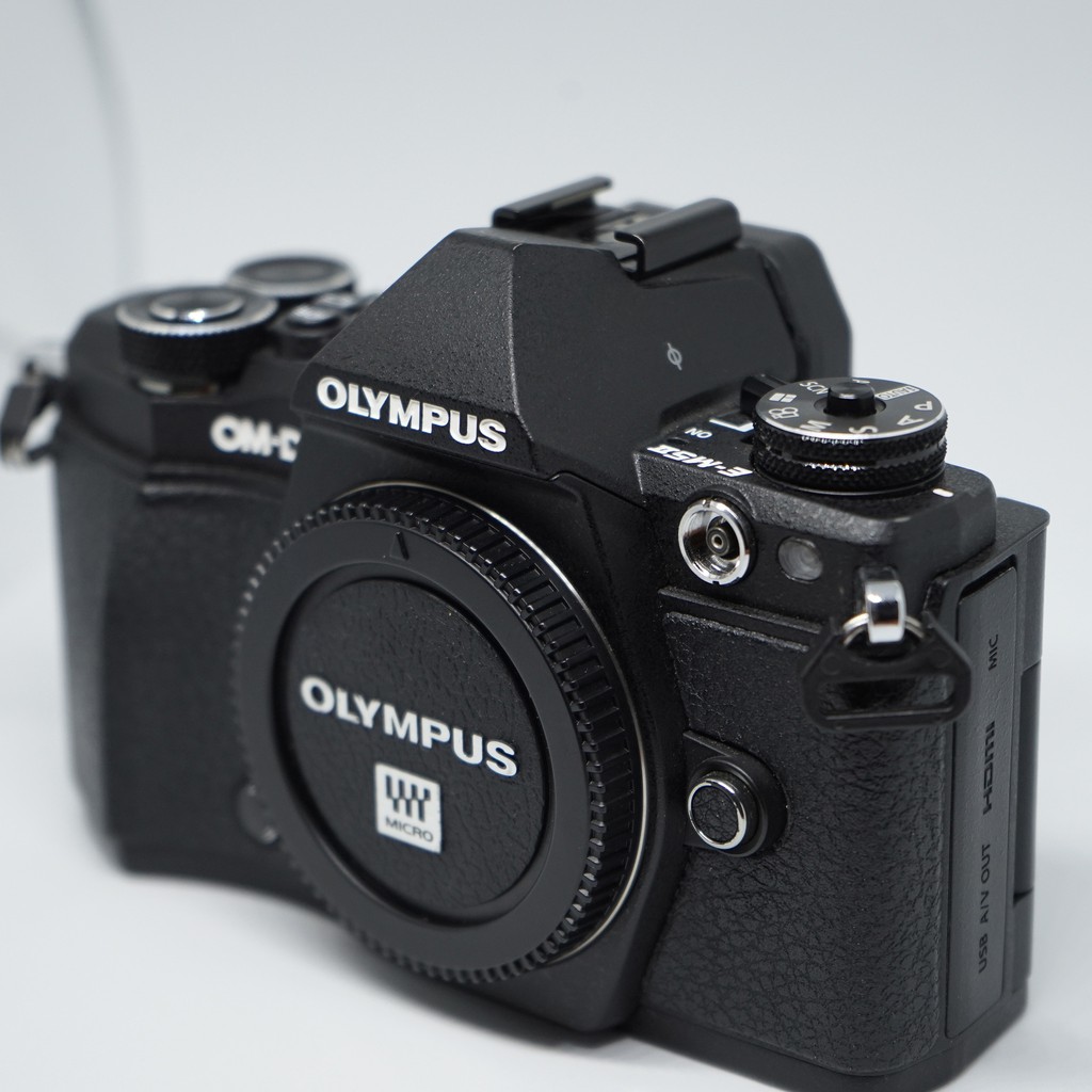 Body กล้อง OLYMPUS OM-D E-M5 MARK II em5 มือสอง