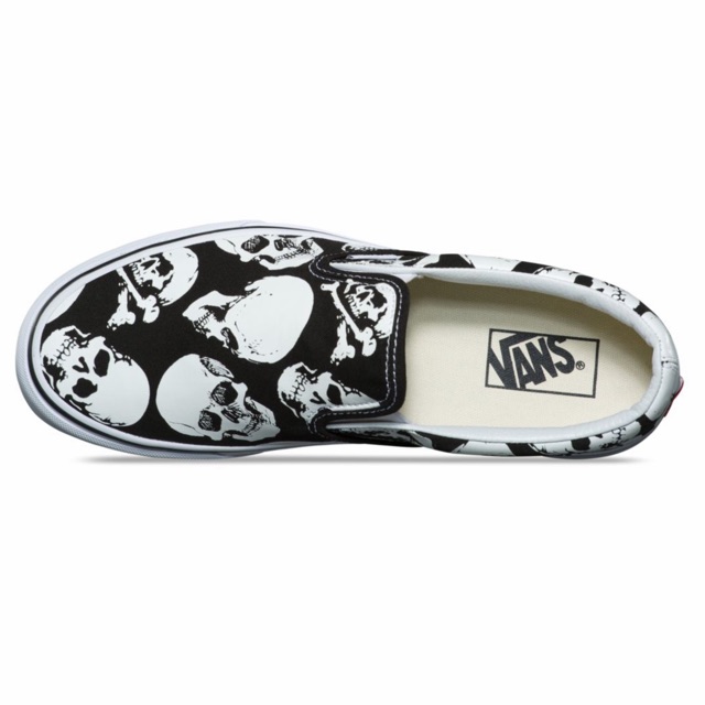 white skull vans