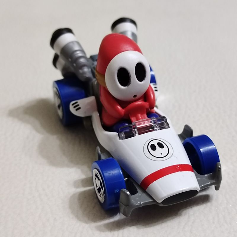 Hot Wheels Mario Kart Shy Guy Red B Dasher การ์ดใหม่