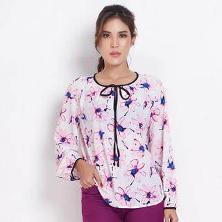 Lady Plus เสื้อชีฟองลายดอกไม้ผูกโบว์คอ | Floral Print Blouse with Bow เสื้อแขนยาว เสื้อทำงาน สีขาว