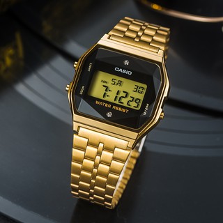 CASIO รุ่น A159WGED-1DF นาฬิกา Casio วินเทจดีไซน์ตัวเรือนสีทอง หน้าปัดดำ ตกแต่งด้วยเพชร - ของแท้ 100% ประกัน 1 ปีเต็ม