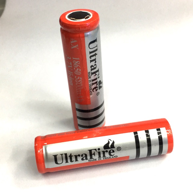 ถ่านชาร์จ18650 3.7V 5800mAh UltraFireแพ๊คคู่2ก้อน