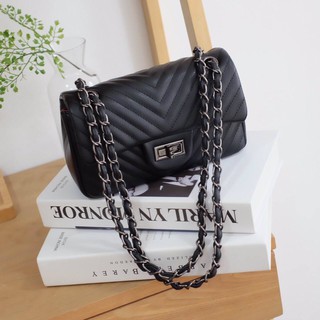 KEEP shoulder chevron  chain handbag กนะเป๋าสะพายข้าง