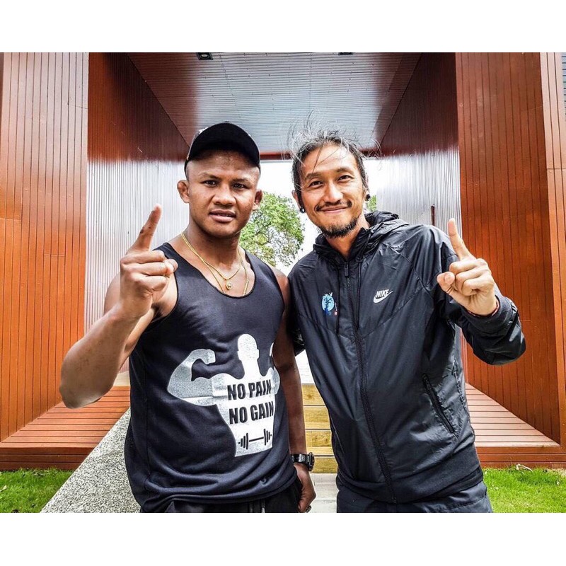 Nike Jacket Windrunner Sportswear Hoodie สีดำ