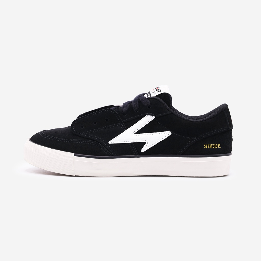 Breaker รุ่น  XSB-PRO Suede รองเท้าผ้าใบเบรกเกอร์สนึกเกอร์สีดำ Size 37-47