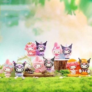 (สปอตสินค้า)㍿52TOYS Melody and Kuromi Four Seasons Story Series กล่องตาบอด Sanrio Tide Play Hand Office Ornament